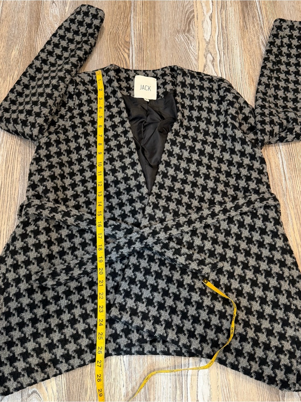 Jack by BB Dakota Gray & Black Houndstooth Asymmetrical Belted Jacket Medium - Picture 9 of 14